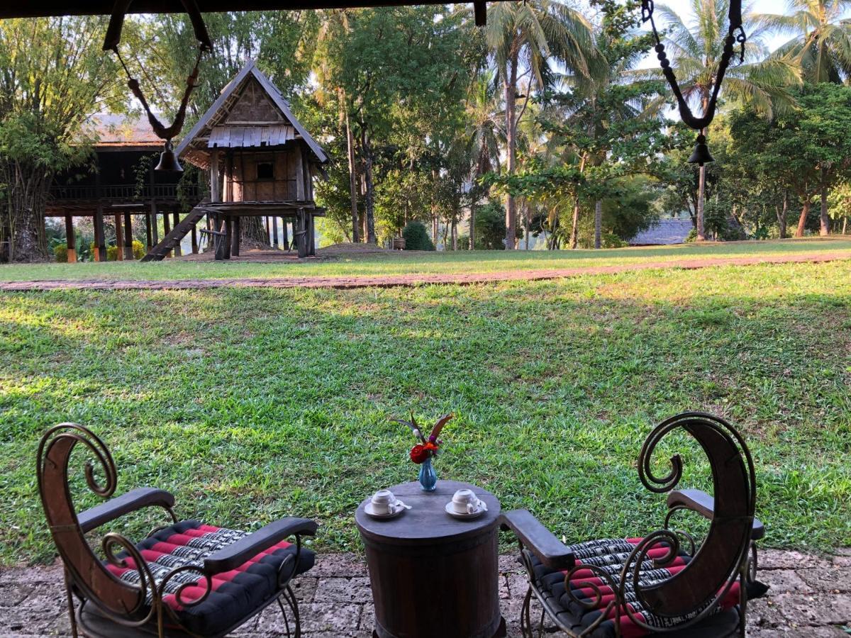 On The Mekong Resort Luang Prabang Luaran gambar